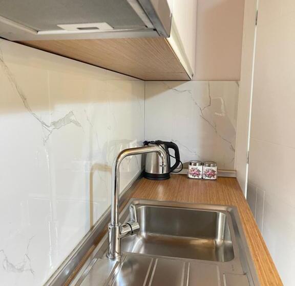 اتاق استاندارد با بالکن, Maison Apartments