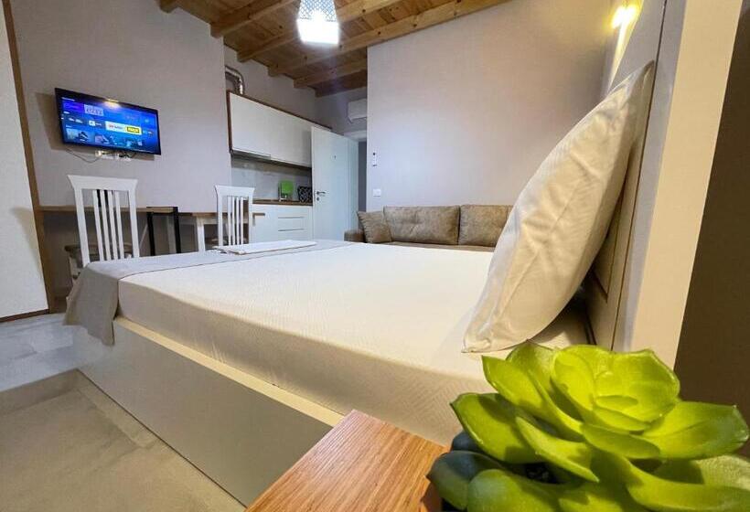 آپارتمان 1 خوابه با بالکن, Maison Apartments