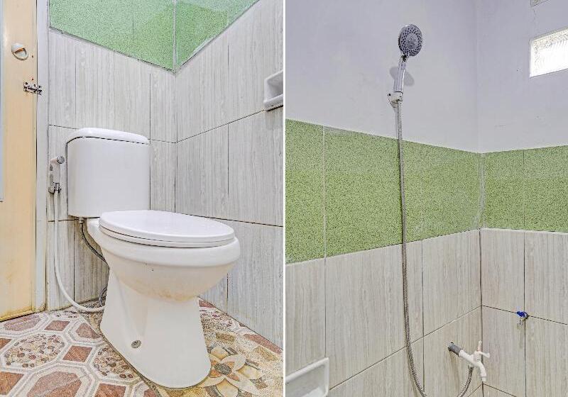 Семейный Номер, Oyo 90405 Penginapan Sasti Kuningan