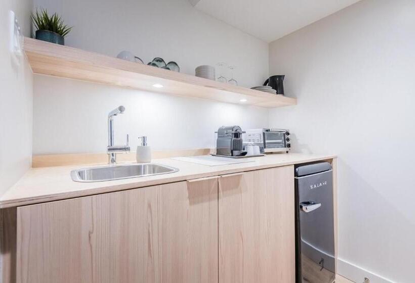 Suite with Terrace, Suites Du Lac Moore