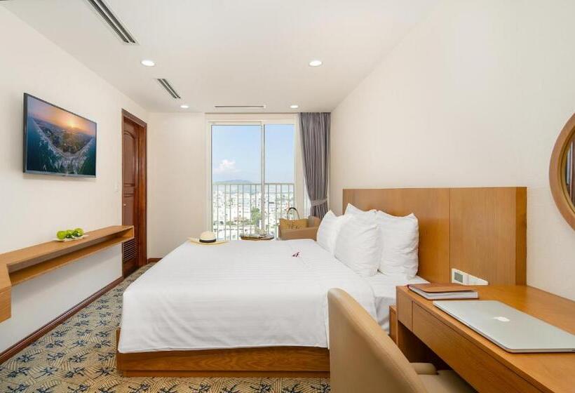 اتاق سوپریور با چشم‌انداز شهر, Lamanga Hotel & Suites