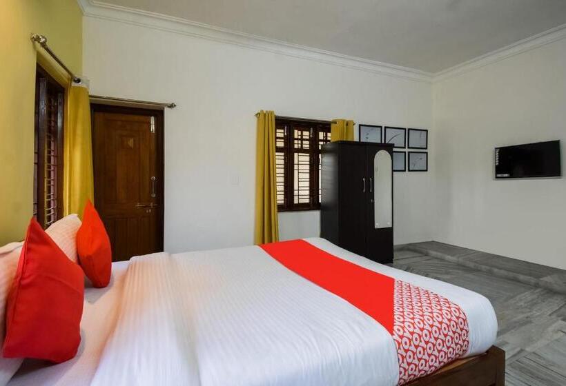 Трехместный Номер Классика, O Mks Inn