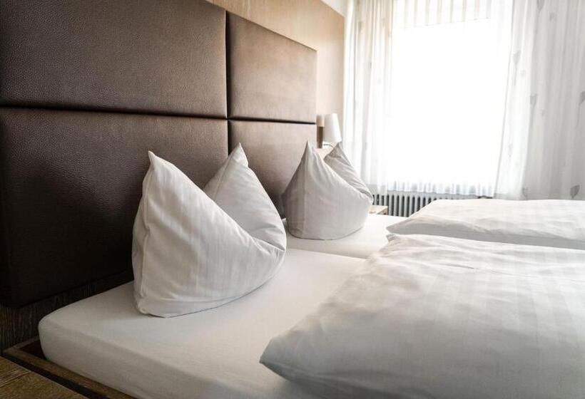 Номер Стандарт, & Apartments Böhm