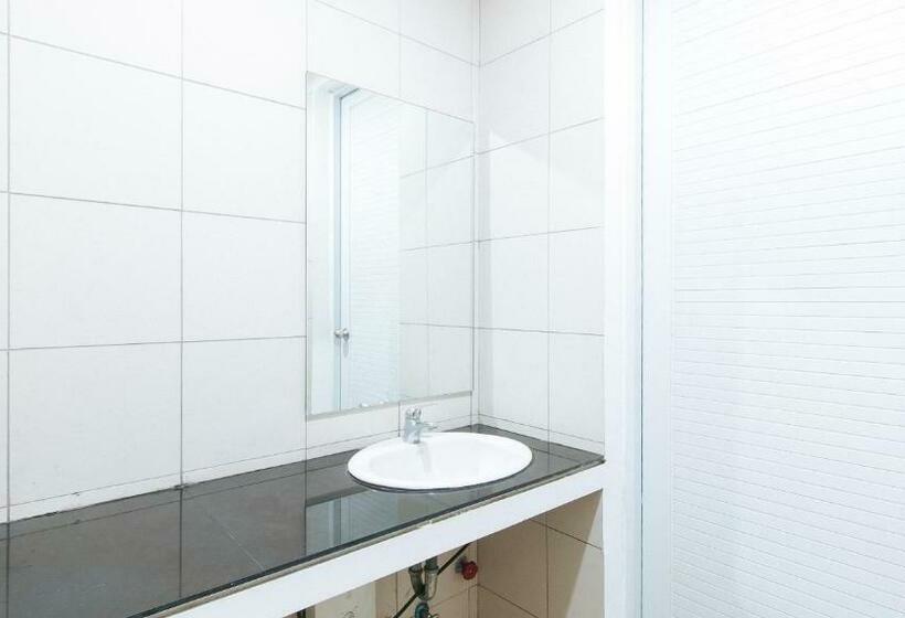 اتاق استاندارد, Sans Hotel Laperal Manila