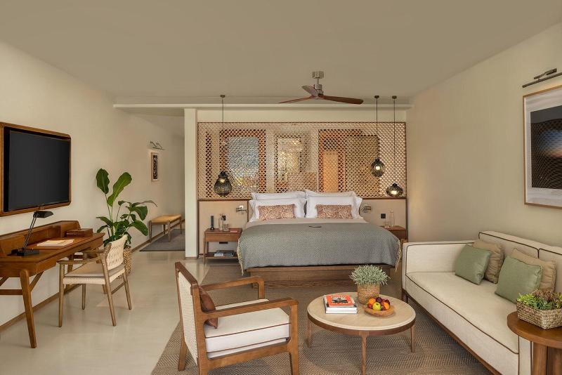 Полулюкс, Six Senses Ibiza
