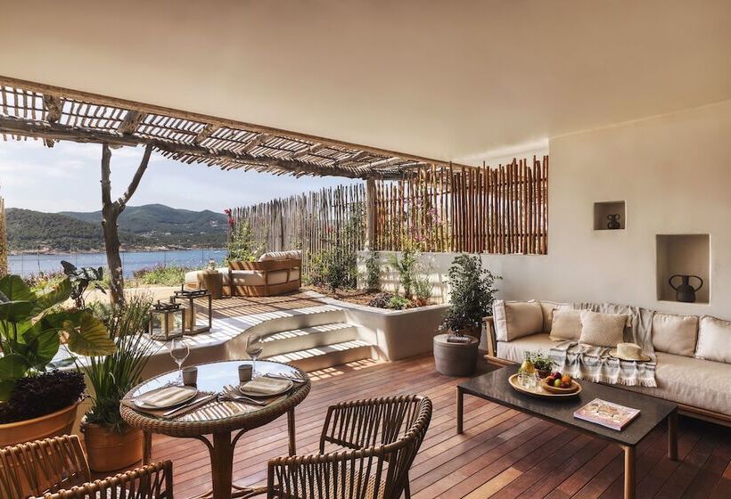 Полулюкс Премиум Вид на Море, Six Senses Ibiza