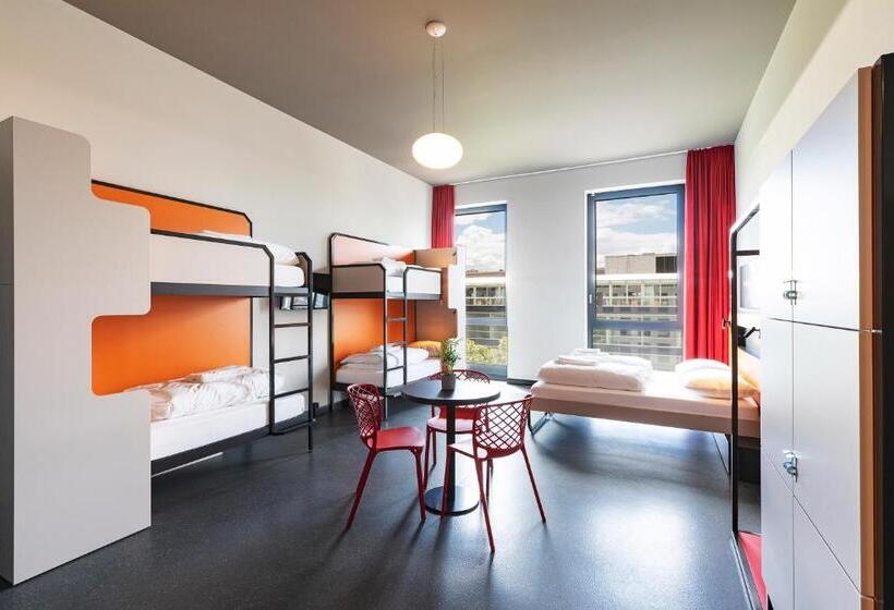 Quarto Familiar, Meininger Hotel Genève Centre Charmilles
