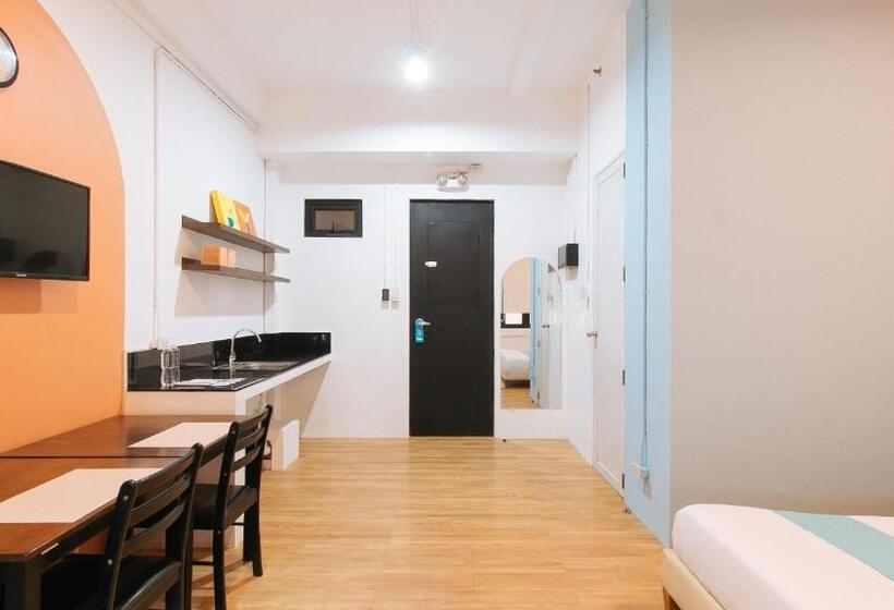 اتاق لوکس, Sans Hotel Laperal Manila