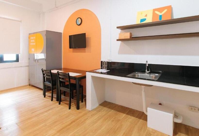 اتاق لوکس, Sans Hotel Laperal Manila