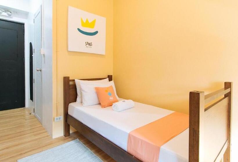 اتاق استاندارد یک نفره, Sans Hotel Laperal Manila