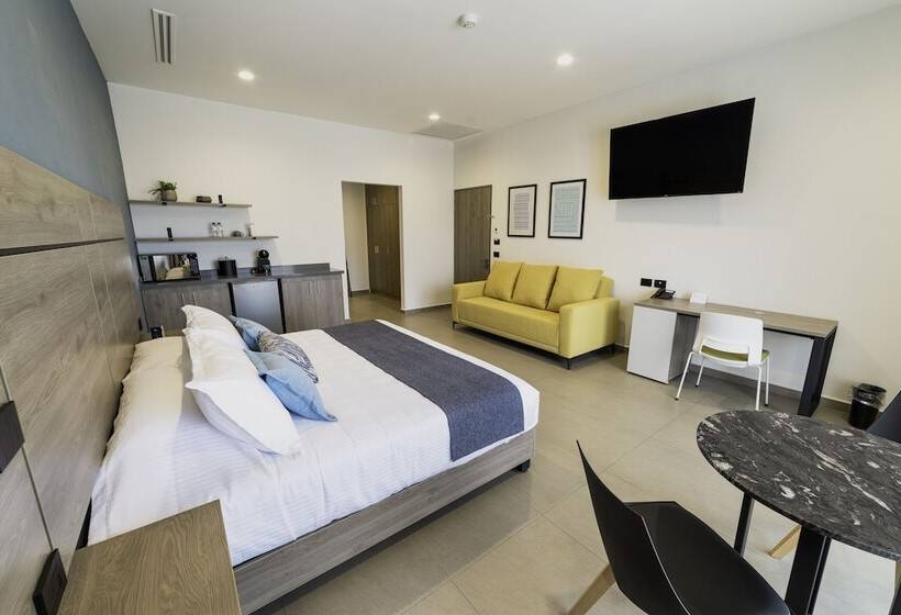 Люкс Superior, Th Hotel & Vivienda