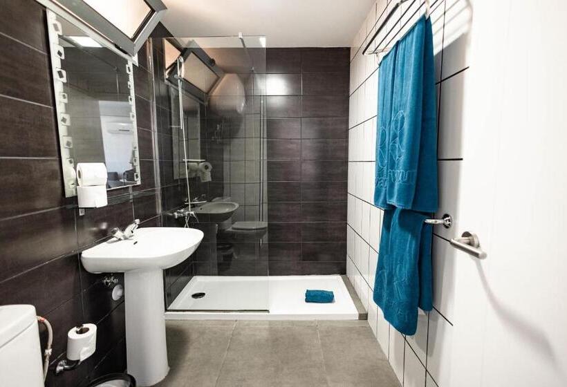 Apartamento 1 Dormitório com Sacada, Servatur Castillo de Sol