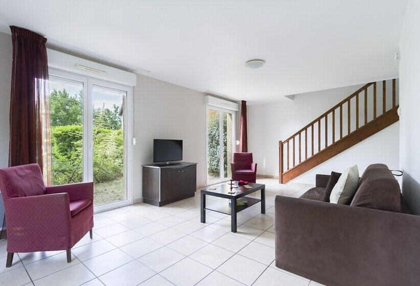 Апартаменты 3 Спальни, Garden & City Lyon   Marcy