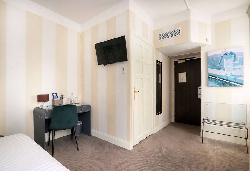 Superior Interior Room, Best Western Hôtel Brittany La Baule Centre & Plages