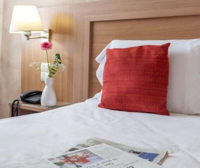 스탠다드 룸, Brit Hotel Castres