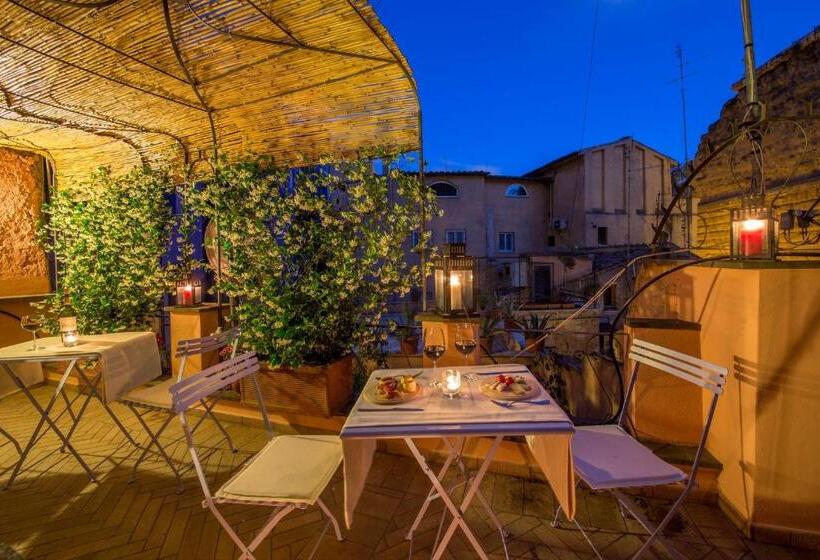 آپارتمان 1 خوابه با تراس, The Inn At The Roman Forum