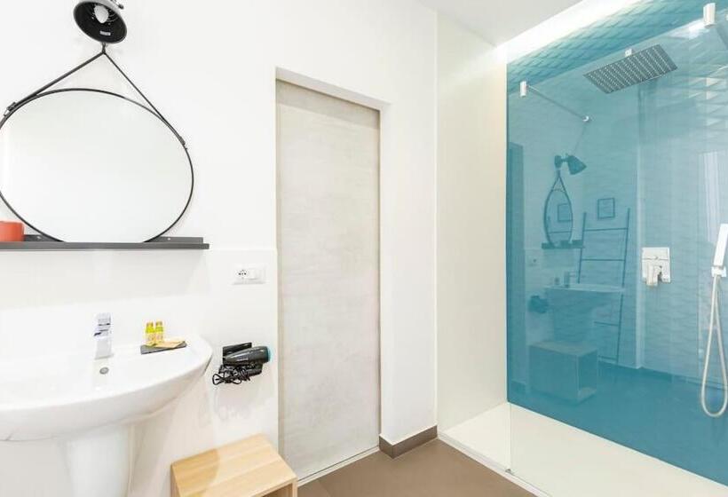 带阳台的豪华间, Tufo Giallo Rooms