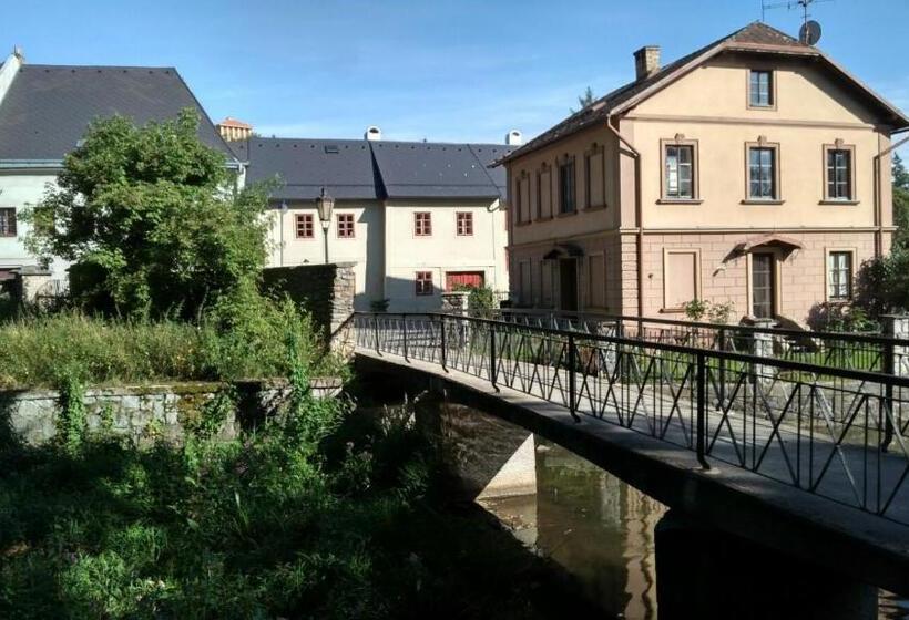 اتاق خانوادگی, Měšťanský Dům   Kulturní Památka Mlýnská 119