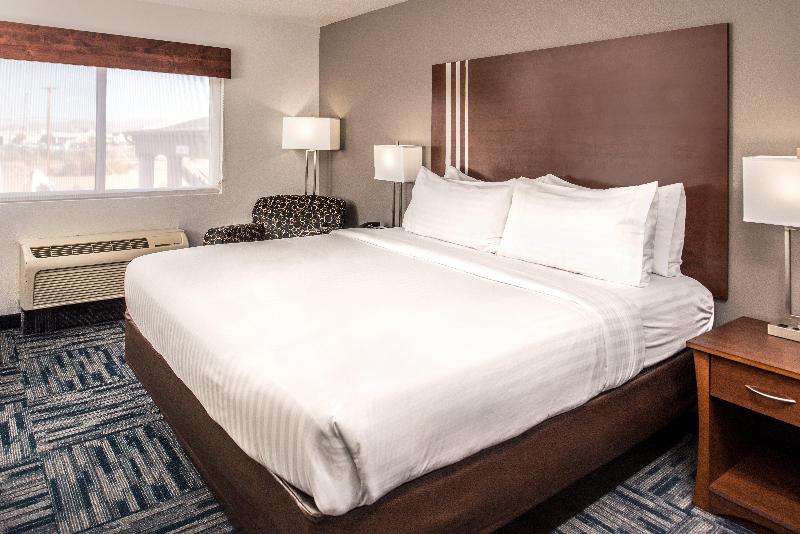 스위트 킹사이즈 침대, Holiday Inn Express & Suites Alamogordo Highway 54/70, An Ihg
