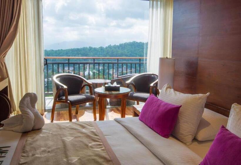اتاق لوکس با بالکن, Swiss Residence  Kandy