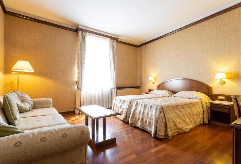 스탠다드 트리플 룸, Albergo Il Cacciatore