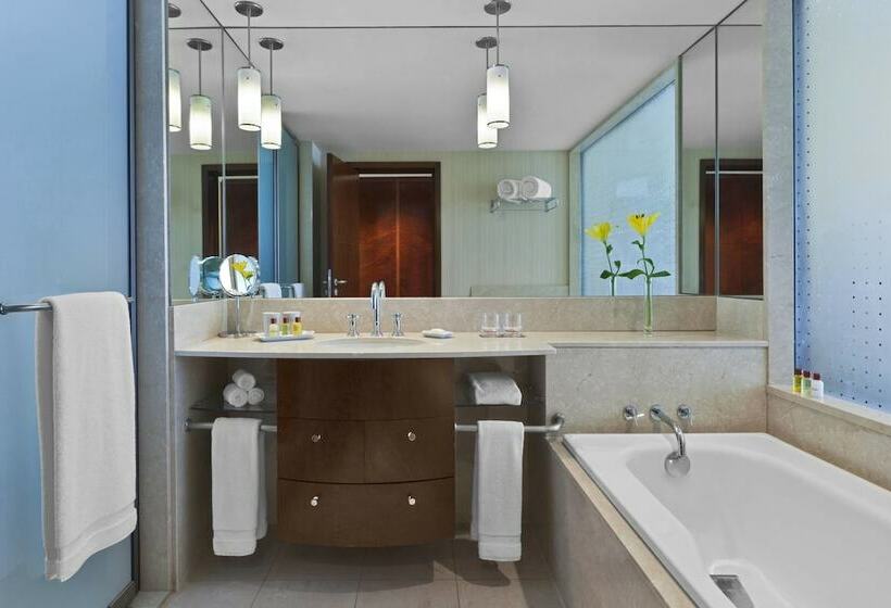 جناح كلوب, Sheraton Mendoza