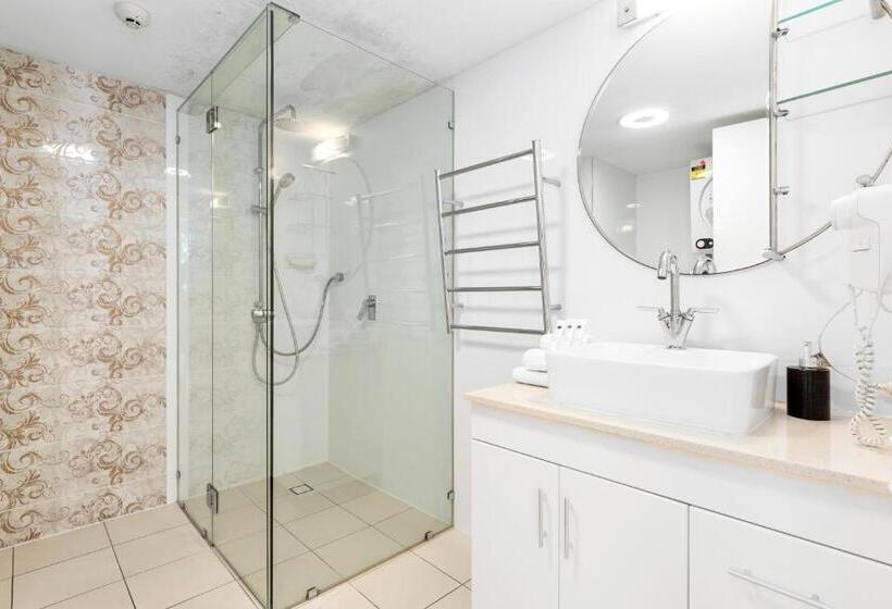 Апартаменты 2 Спальни Вид на Море, Northwind Beachfront Apartments