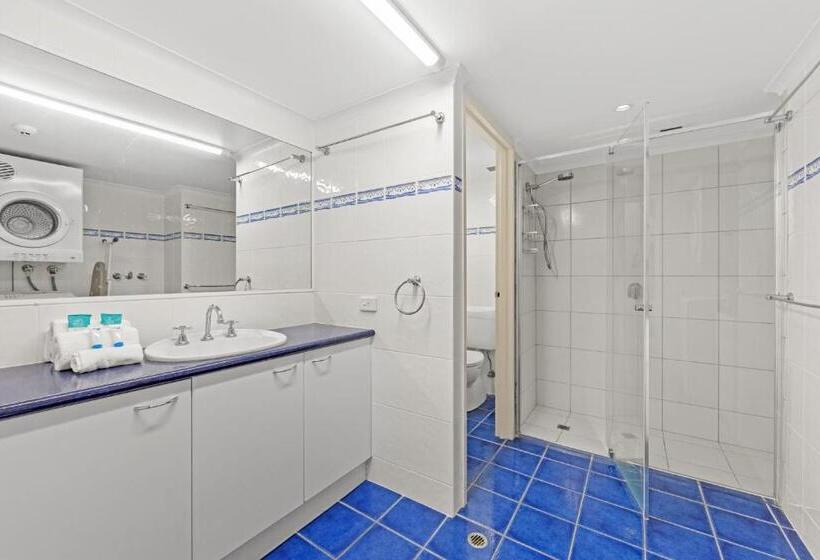 Апартаменты 2 спальни Вид на Бассейн, Northwind Beachfront Apartments