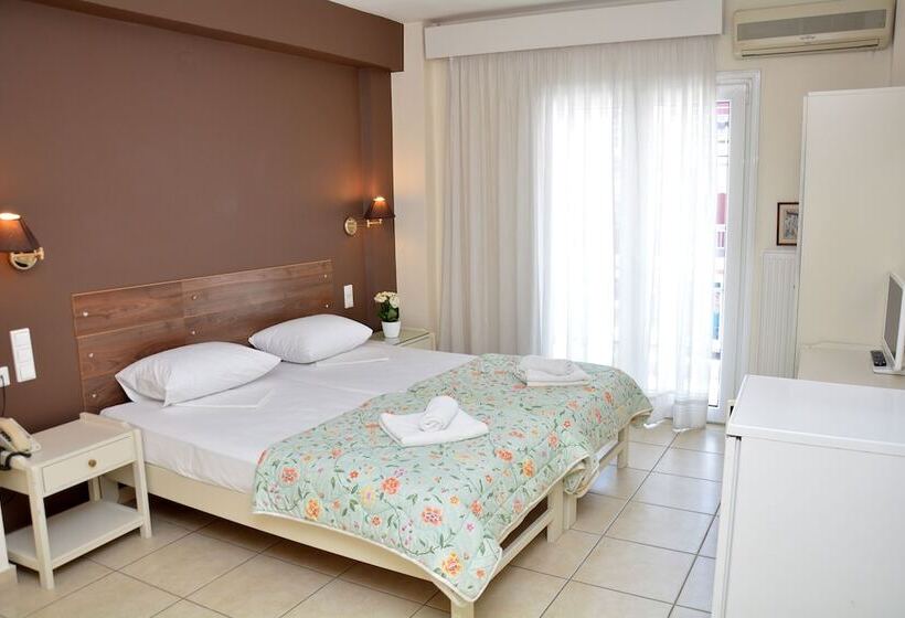 Quarto Triplo Estandar, Poseidon