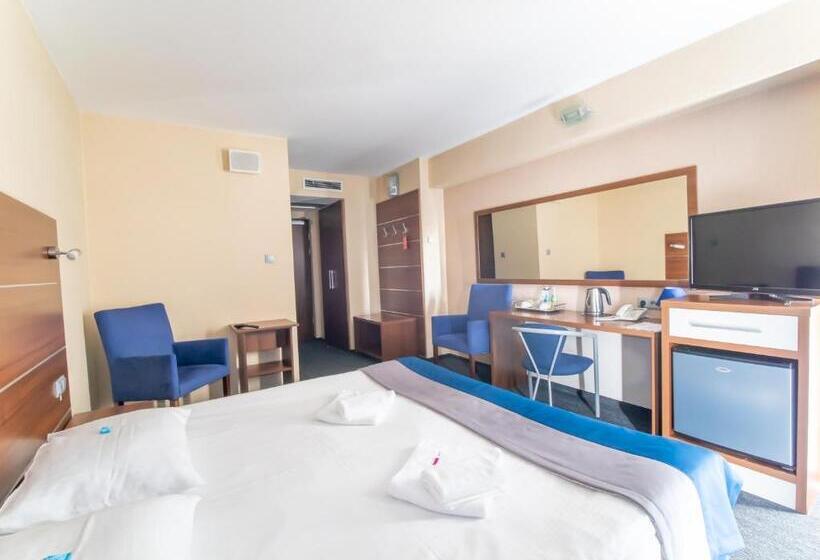 غرفة قياسية سرير كينج, Tychy Prime