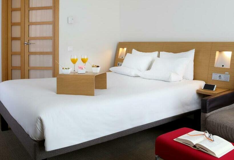 Семейный Номер, Novotel Barcelona City