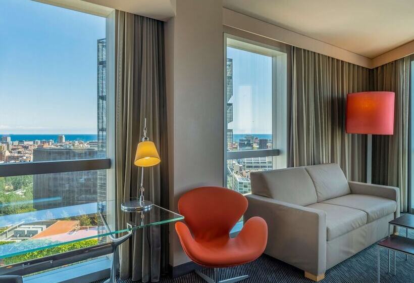 Люкс, Novotel Barcelona City