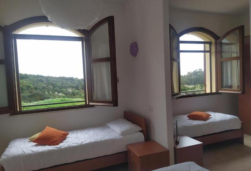 Семейный Номер Вид на Сад, Marrubiu Resort Note Di Stelle