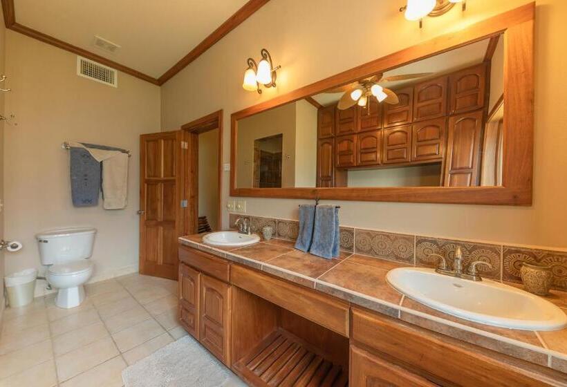 Вилла 3 Спальни, Tara Del Sol Resort