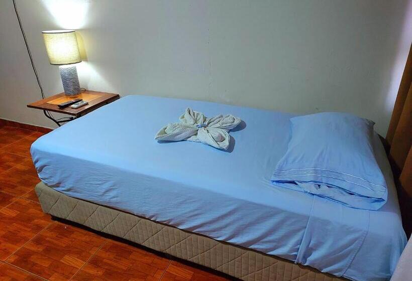 اتاق استاندارد, Hostel Del Pacífico