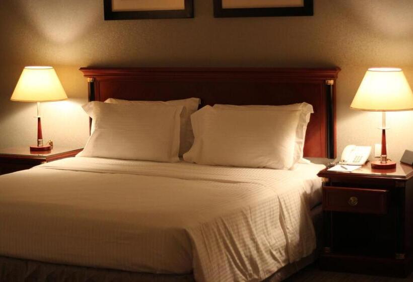 Полулюкс, Executives Hotel   Olaya