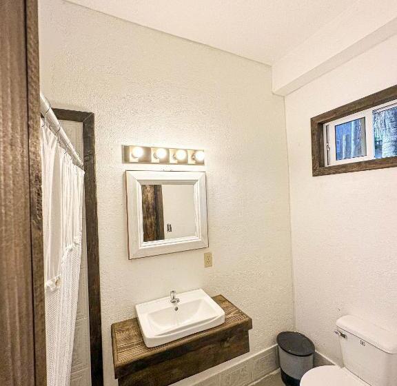 디럭스 트리플 룸, Bella S Backpackers Hostel