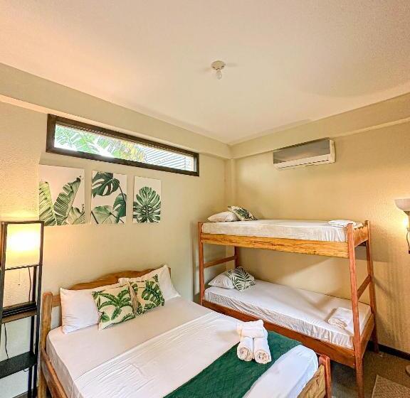 디럭스 트리플 룸, Bella S Backpackers Hostel