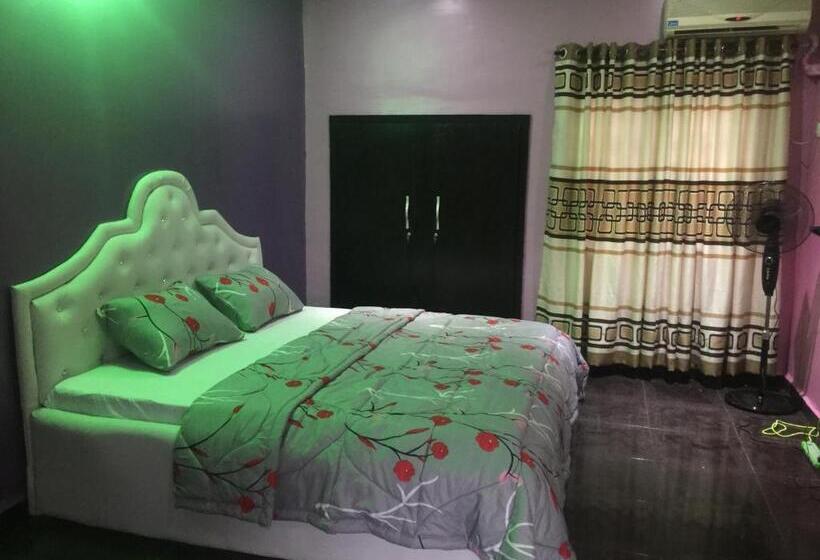 اتاق استاندارد با بالکن, Laquinta Hotel By Juicebox