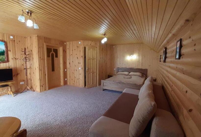 家庭小型套房, садиба чорногора
