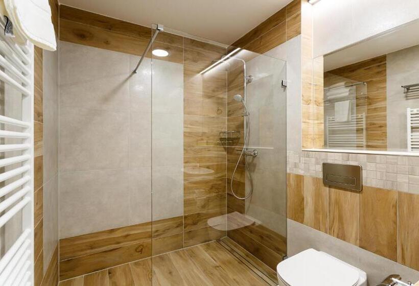 带阳台套房, Restaurace A Penzion Pod Lipami Metylovice