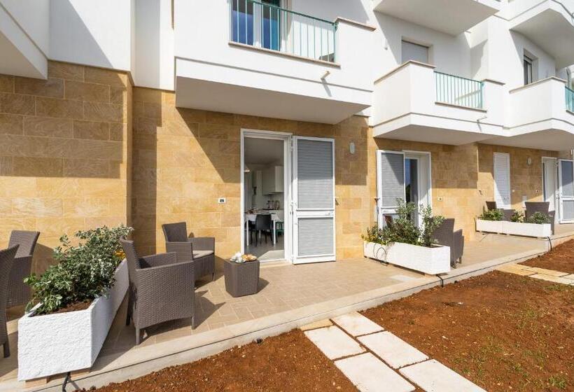 آپارتمان 1 خوابه با چشم‌انداز دریا, Smeraldo Residence