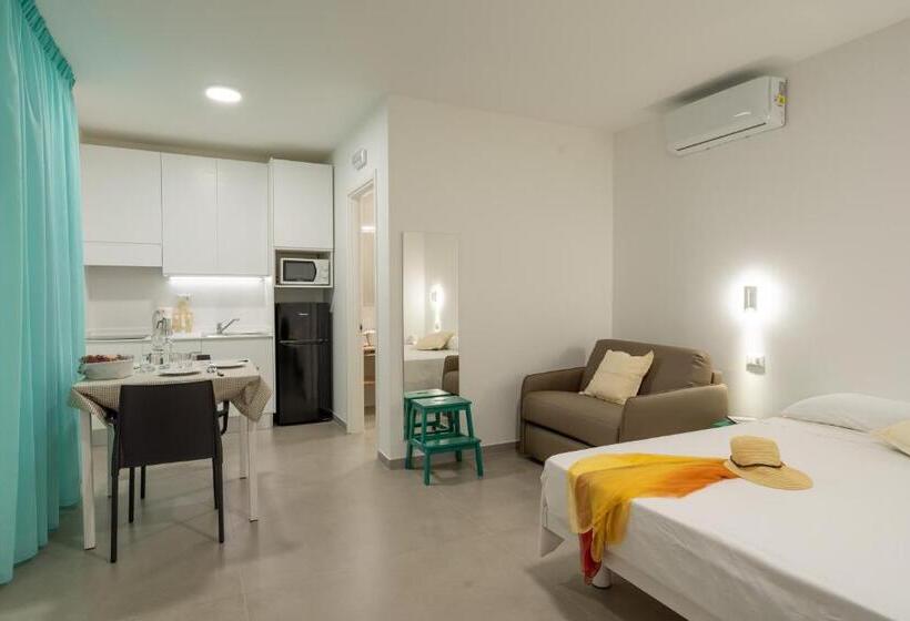 استودیوی استاندارد, Smeraldo Residence