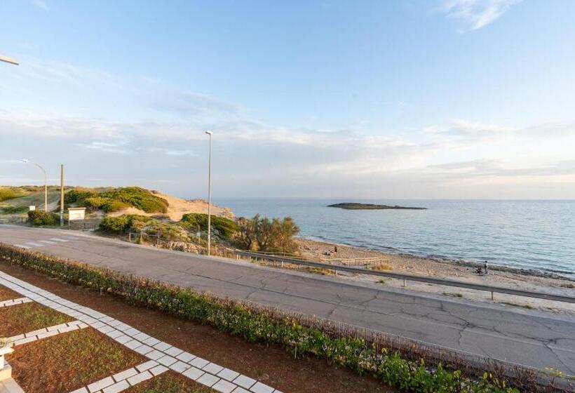 استودیوی استاندارد با چشم‌انداز دریا, Smeraldo Residence