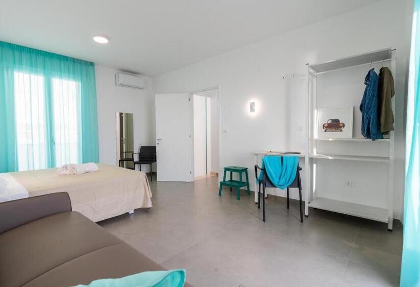 آپارتمان 1 خوابه با چشم‌انداز دریا, Smeraldo Residence