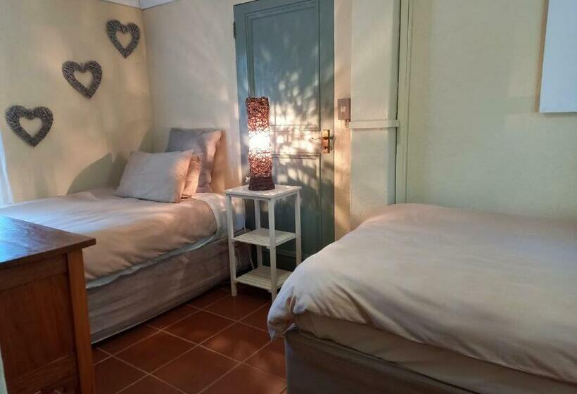 Номер Deluxe Вид на Сад, Avondrust Guest House