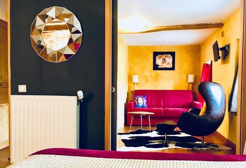 Люкс Вид на Бассейн, Chambre D'hôtes La Grange Des Ecrins