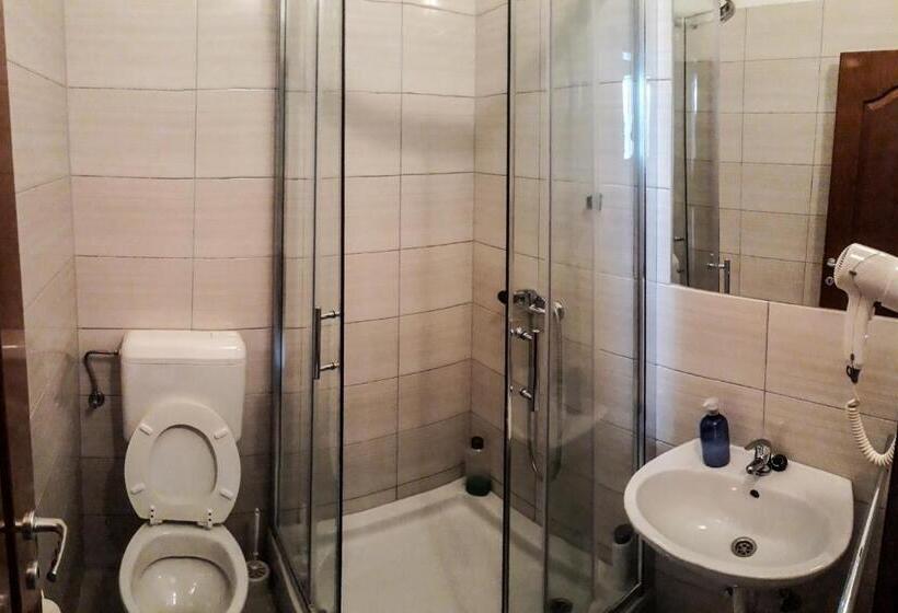 اتاق لوکس سه تخته, Guesthouse Casa Bevanda