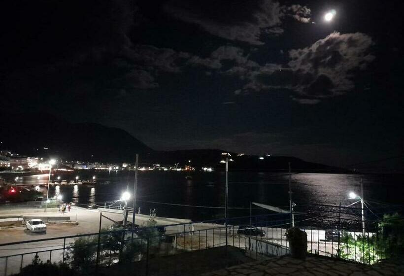 Четырехместный Номер Стандарт, Rooms By The Sea