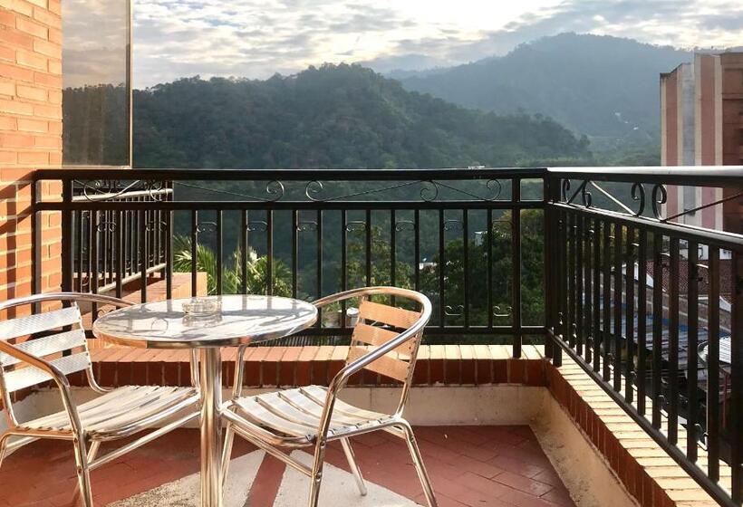 اتاق استاندارد سه نفره, Casa Morales Hotel Internacional Y Centro De Convenciones